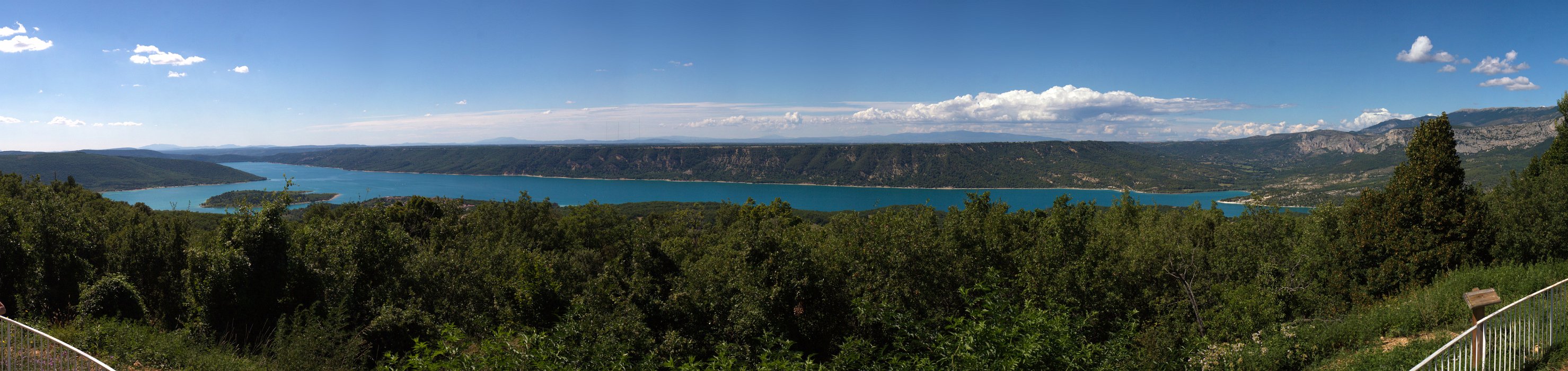 Provence_Pano6_small.jpg - Stitched Panorama